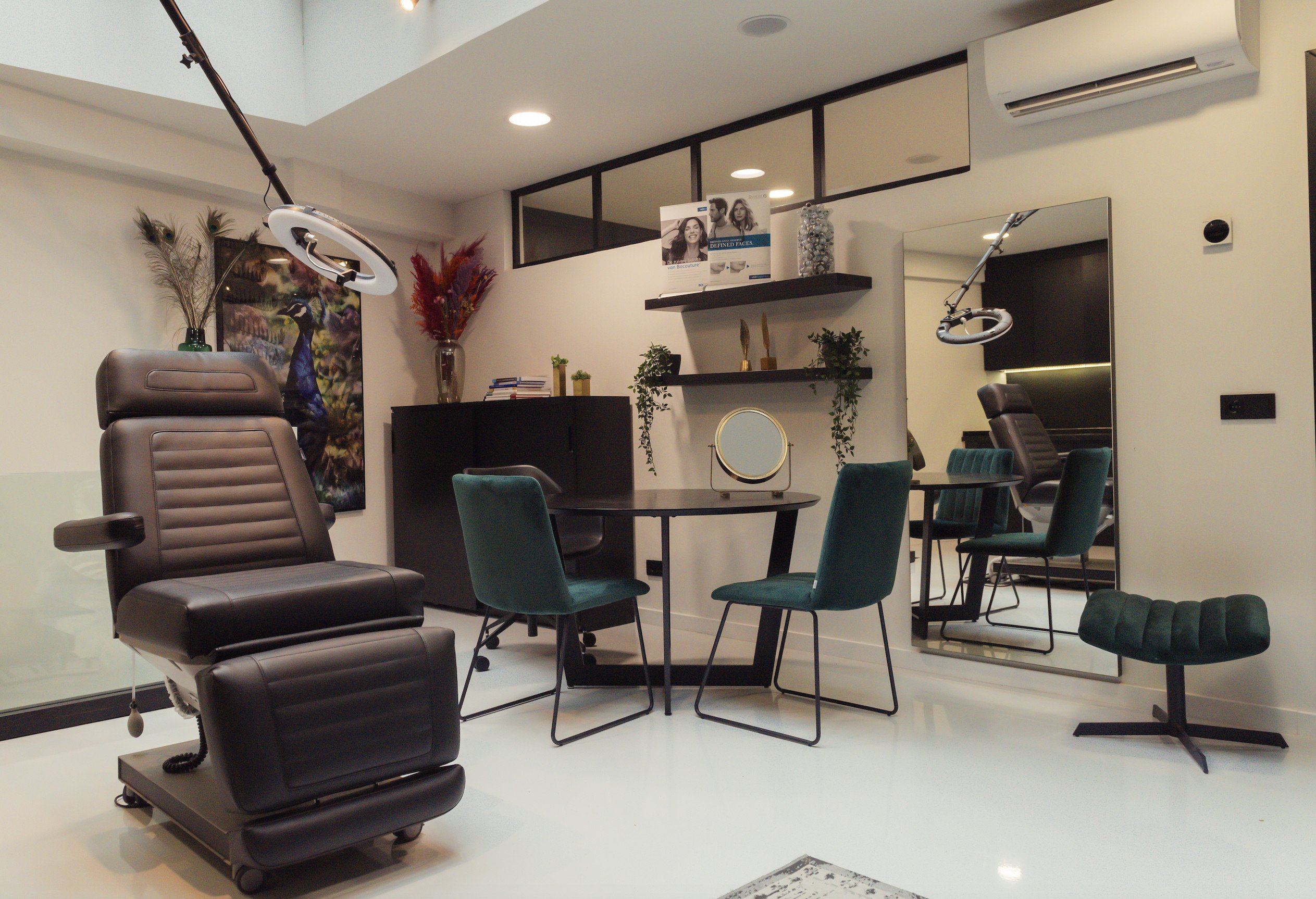 Drs. Saloua Mathurin