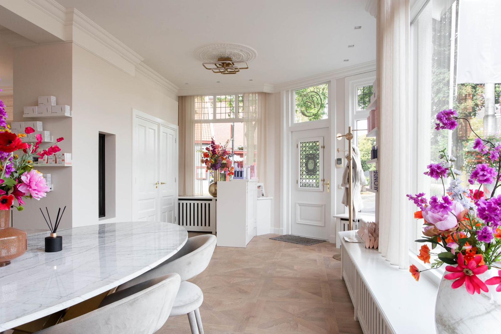 Drs. Eda Van den Boogaard – Okatan