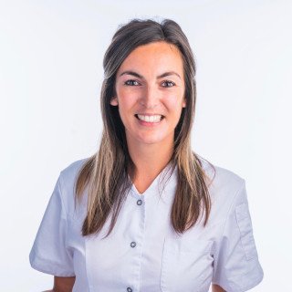 Drs. Juliet De Vries