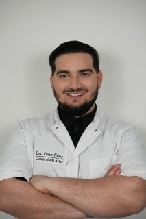 Drs. Onur Kenc