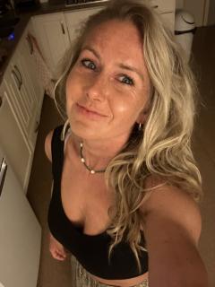 Drs. Lara Tullenaar