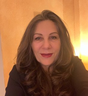 Drs. Katja Valera
