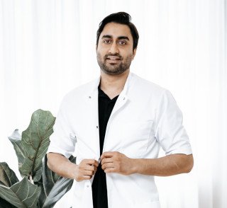 Drs. Imraan Muradin