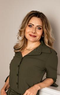 Drs. Esther de Vries