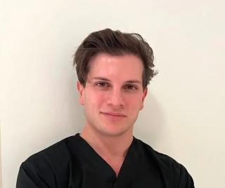 Drs. Aresh Al Salman