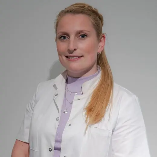 Drs. Liza van Ballegooijen