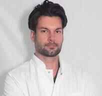 Dr. Dennis van der Kruijs