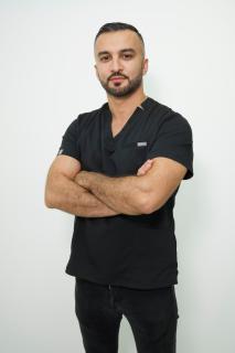 Drs. Ali Hosseini