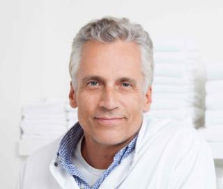 Dr. Robert Schoemacher