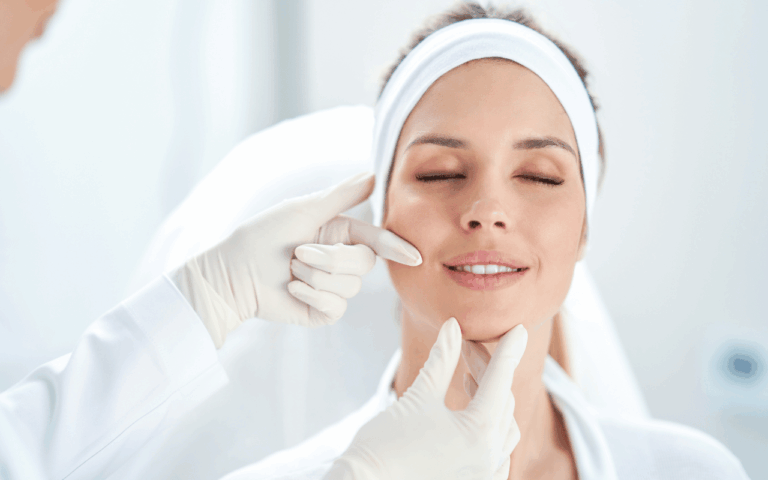 Botox, fillers of toch een skinbooster? Dit is het verschil tussen de ‘Grote Drie’